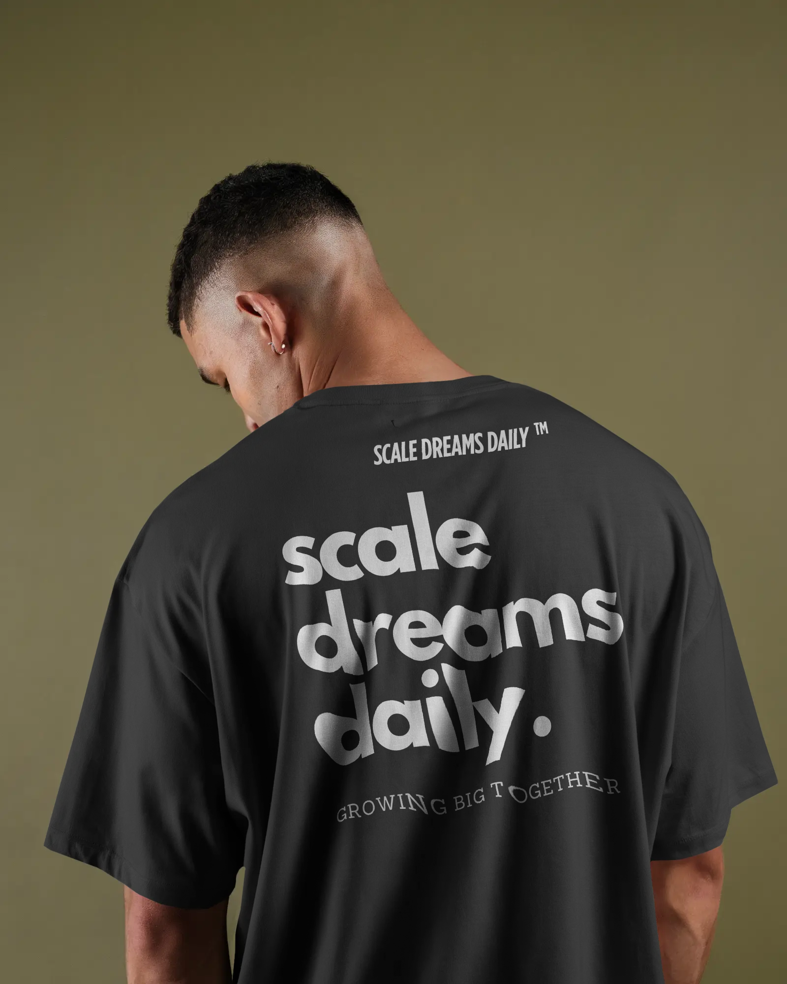 Scale Dreams Daily - Oversized Tee